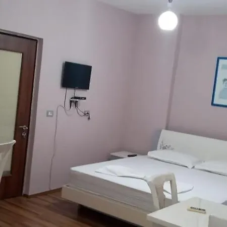 British Hotel Himarë