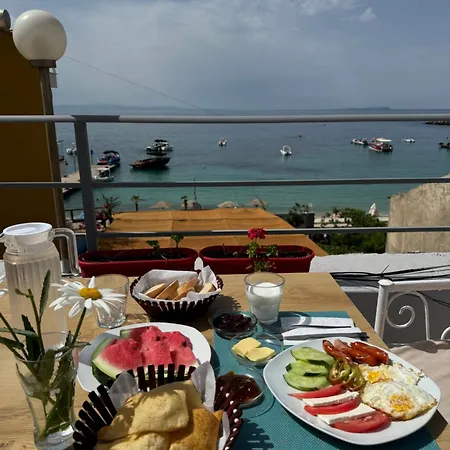 Hotel British Himarë
