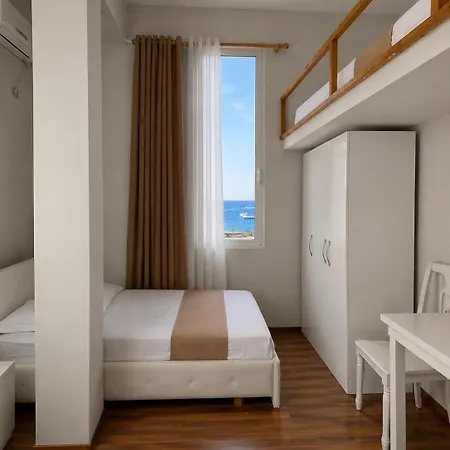 British Hotel Himarë