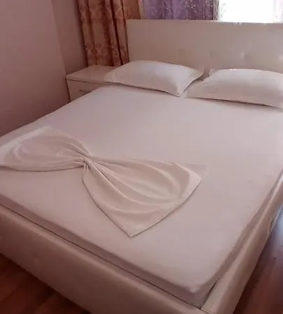 Hotel British